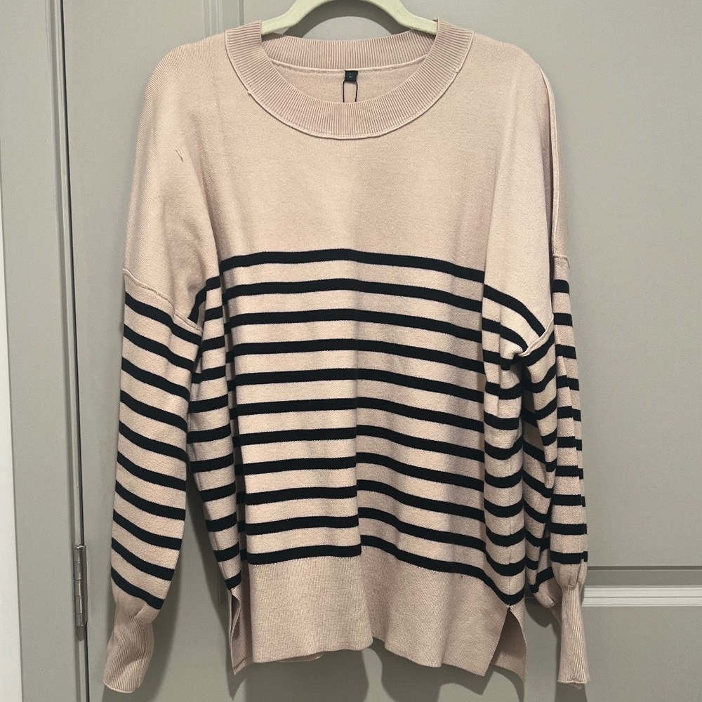 Sweater - Picture 2 of 3